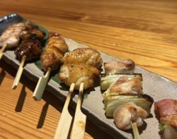 烤鸡肉串拼盘