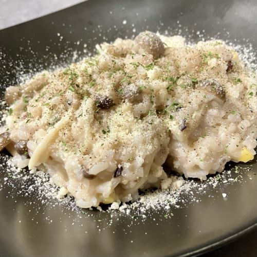 Mushroom and cheese risotto