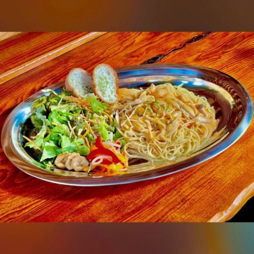 Recommended for lunch or dinner.Rice plate