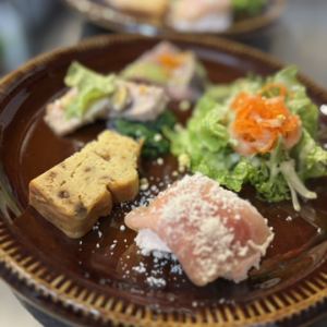 前菜盛り合わせ