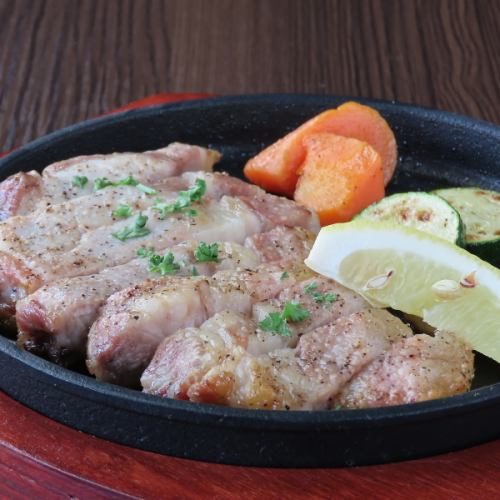 厚切りポークステーキ