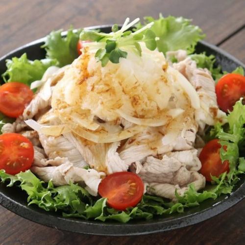 豚しゃぶナッツ胡麻だれサラダ