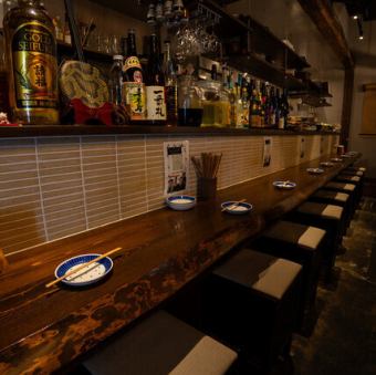 カウンターだけで10メートルあるダイナミックカウンター!