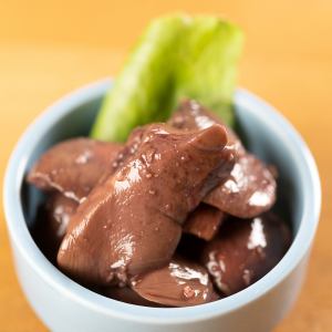 Simmering chicken liver simmered in port wine