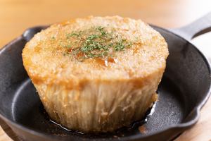 Enoki steak with butter and soy sauce