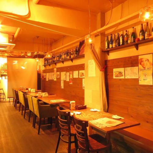You can connect the tables and use them for parties! For various banquets or wedding after-parties, connect the tables and have a big banquet★Courses are available from 3,500 yen, so you can have a banquet that fits your budget. !