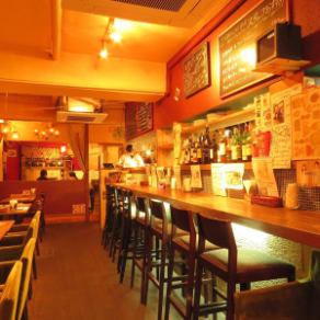 The stately counter seats are perfect for solo customers, small groups, and couples!As the food is being cooked right in front of the counter, the smell of the meat will whet your appetite♪It's not the main meal. Ideal for customers to sit at the counter and enjoy a quick drink★