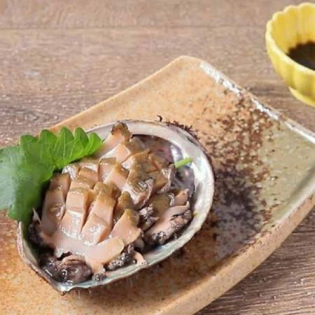 [Food only] "Whole Abalone Course" (10 dishes in total) featuring a whole abalone and Kurokabaga beef steak