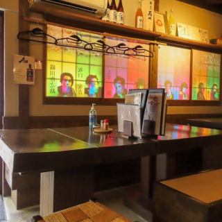 【2～4名様】地元の新鮮な料理と厳選されたお酒を楽しんでいただけます。大切な人との会話を深めるひとときをお過ごしください。