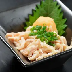 닭 껍질 폰즈