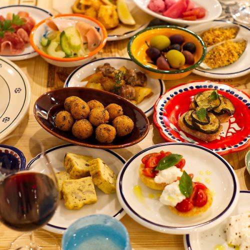 郷土料理13種のフルコース