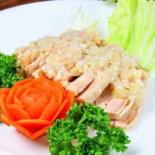 steamed chicken with onion sauce