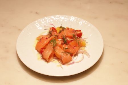 オレンジ風味のサーモンのマリネ