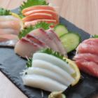 Assortment of 5 sashimi pieces