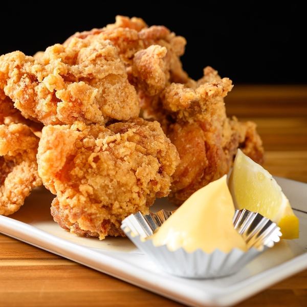 [Juicy and meaty Oyama chicken! Goes great with alcohol] All-you-can-eat Oyama chicken fried course available♪