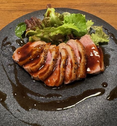 鴨ロース赤ワイン仕立て