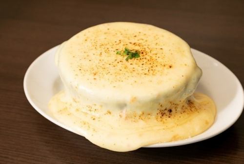 チーズとろける溶岩パスタ