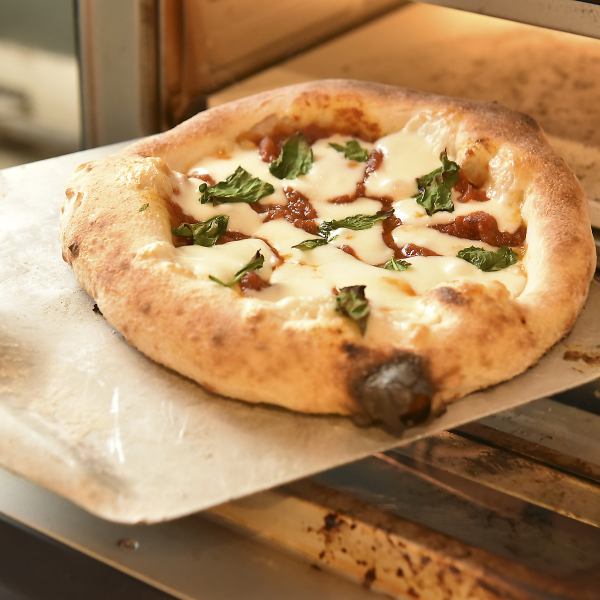 【店舗で生地から作る♪】全10種のピザ