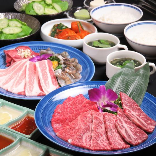 ◆三三亭套餐◆鹽烤拼盤、醬烤拼盤等12種 7,000日圓（含稅）