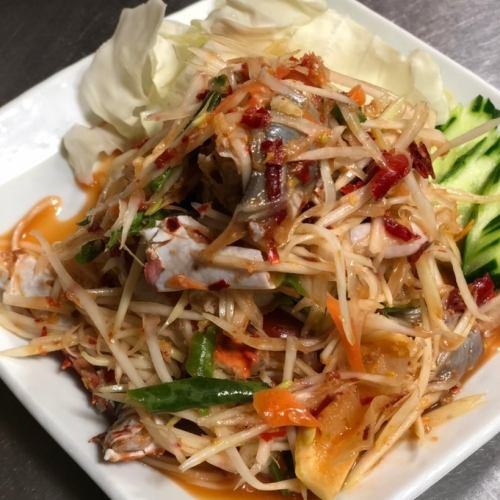 Som Tam Thai (Green Papaya Salad)