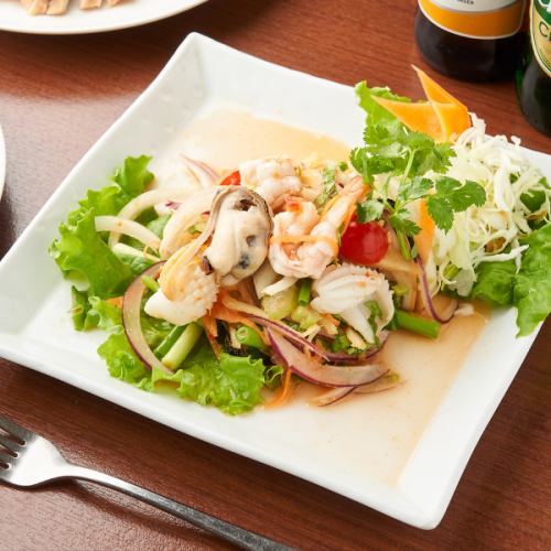 Yam Seafood (Thai seafood salad)