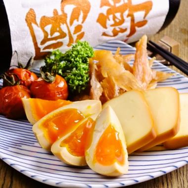 ◆Standard ◆Smoked appetizer platter (Ajitama, tomato, cheese, tenderloin jerky)