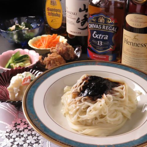 絶品まぜ麺と豪華食材♪