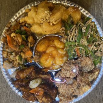 【テイクアウトで本格中華！】お正月のオードブル 4500円