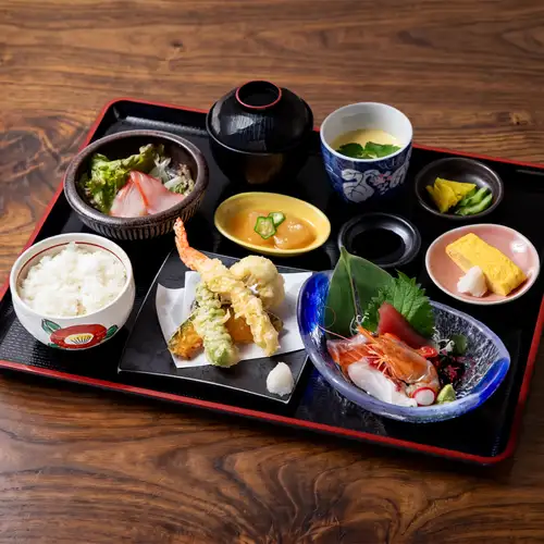 8月3日よりスタート！花ちゃ花ちゃの和食ランチ新登場