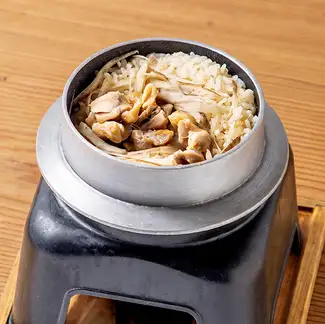 名古屋コーチンの釜めし