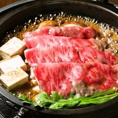 <All-you-can-eat> Enjoy domestic beef loin to your heart's content! All-you-can-eat sukiyaki or shabu-shabu set