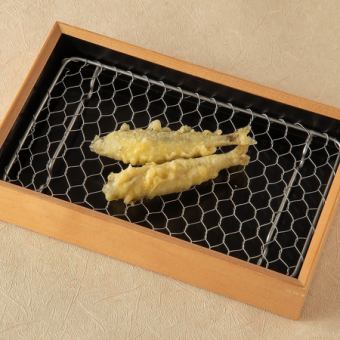 稚鮎の天ぷら　2本