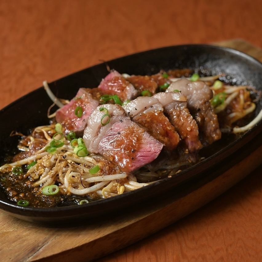 豊富なアラカルトメニュー◎種類豊富な泡盛もおすすめです♪