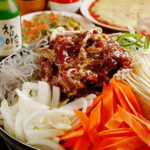 【含120分钟无限畅饮】7道菜3,750日元（含税）套餐包含6种韩国火锅！