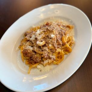 自家製ボロネーゼパスタ