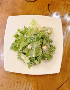 ロメインレタスのシーザーサラダ