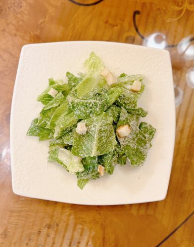 ロメインレタスのシーザーサラダ