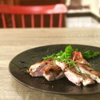 "Most popular" Free-range chicken highly praised by Italian masters [Torachiyo chicken ultimate course] 7 dishes, 9 dishes, 6,000 yen (tax included)