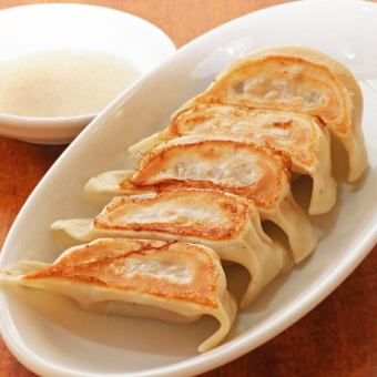 名物！焼き餃子　6個／12個