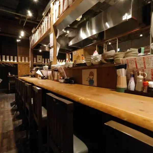 大人気のカウンター席！ライブ感満載の自慢のカウンター席です♪