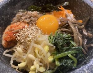 石焼ビビンバ
