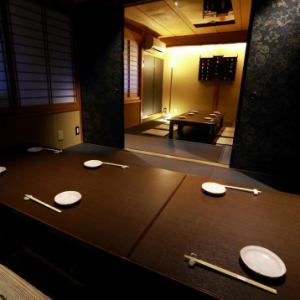 私人房間，擁有優雅的日式空間。可供2至16人使用。