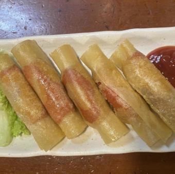 赤ウインナーのパリパリ揚げ