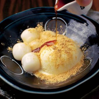 Shiratama Vanilla Ice Cream ~Black Honey Kinako Garnish~