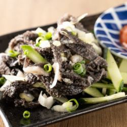 せんまい刺し(酢味噌/ごま塩)