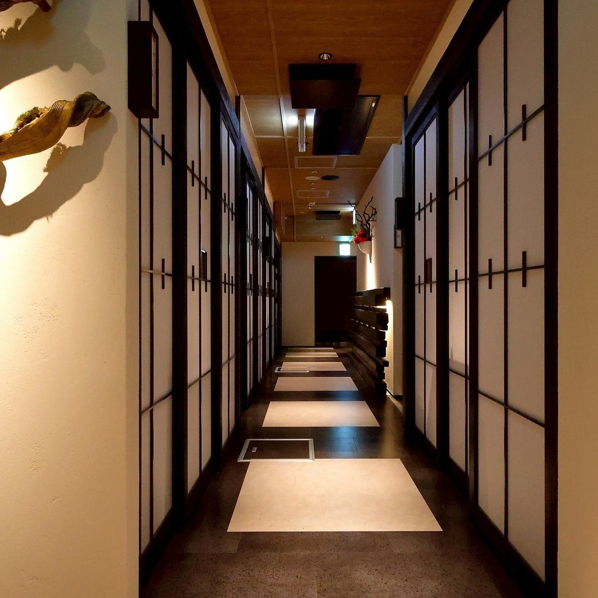 全20席全てが完全個室!周りを気にせずにお愉しみください。