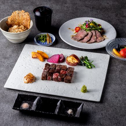 【진】계절의 식재료와 특선 흑모와규 사로인 스테이크+스파클링을 포함한 1잔 20800엔(부가세 포함)