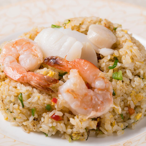 Special fried rice with shrimp and scallion