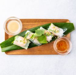 Vietnamese spring rolls (1 roll)