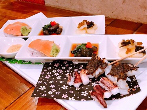 [Sake dish] Monkfish liver with wasabi salt, tea yellowtail roe vinegar, homemade salted fish